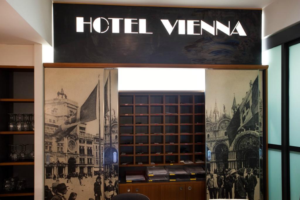 Hotel Vienna Lido di Jesolo Exterior photo